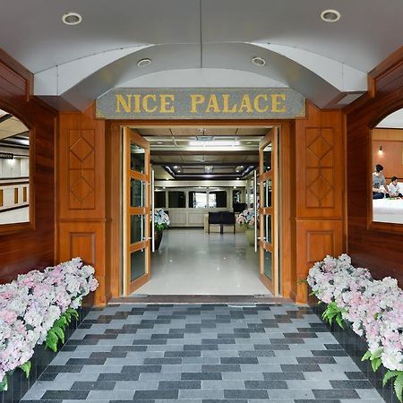 Nice Palace Hotel Bangkok Extérieur photo