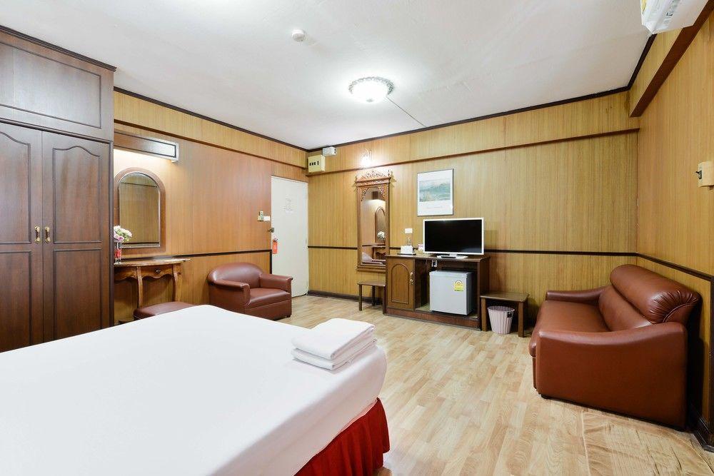 Nice Palace Hotel Bangkok Extérieur photo