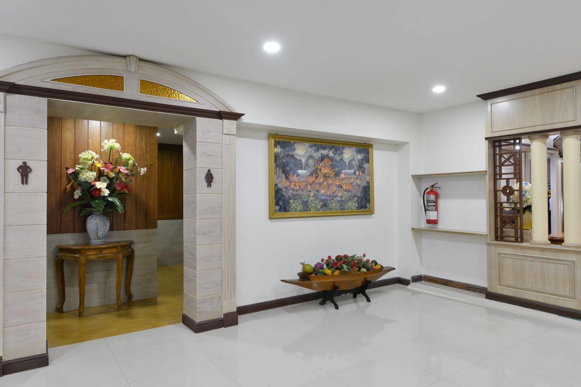 Nice Palace Hotel Bangkok Extérieur photo